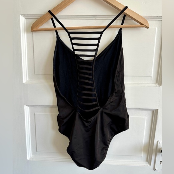 URBAN‎ OUTFITTERS Bathing Suit, Ladder Detailing, Sz S - Picture 2 of 6